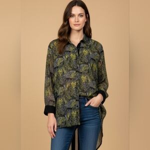 TANGO MANGO MESH BLOUSE SIZE LARGE